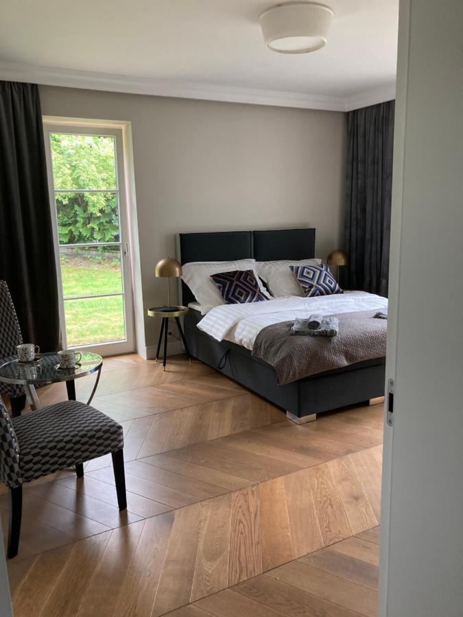 Krakow Green Hill Luxury Apartment Balice エクステリア 写真