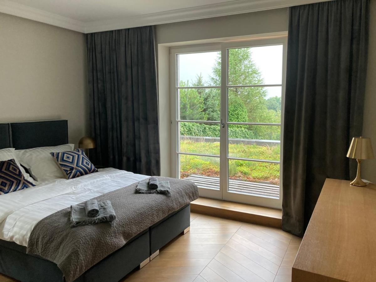 Krakow Green Hill Luxury Apartment Balice エクステリア 写真